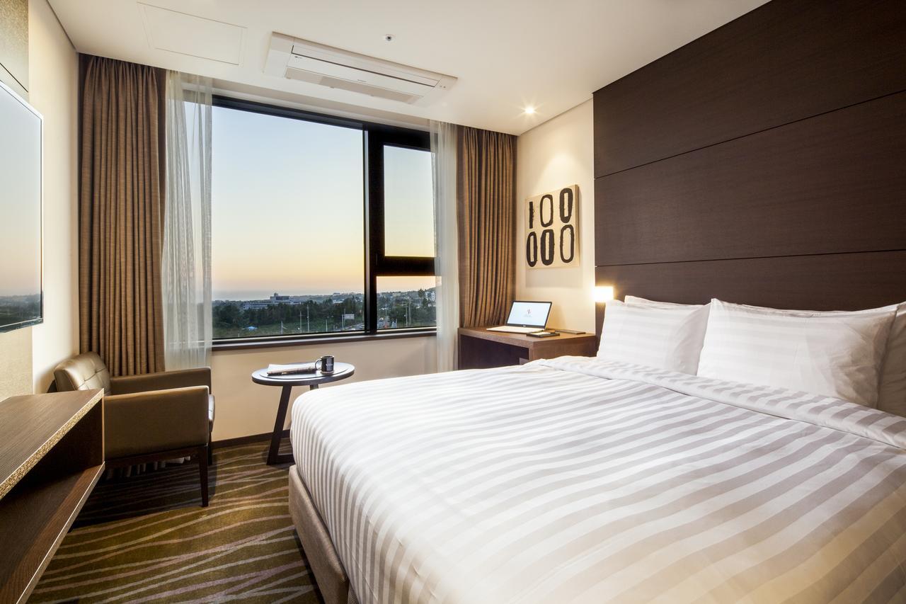 Hotel Theborn Jeju Seogwipo Eksteriør billede